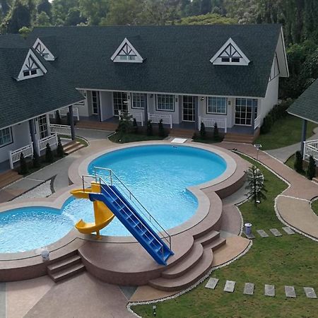 English Resotel : อิงลิช รีโซเทล Nakhon Si Thammarat Bagian luar foto