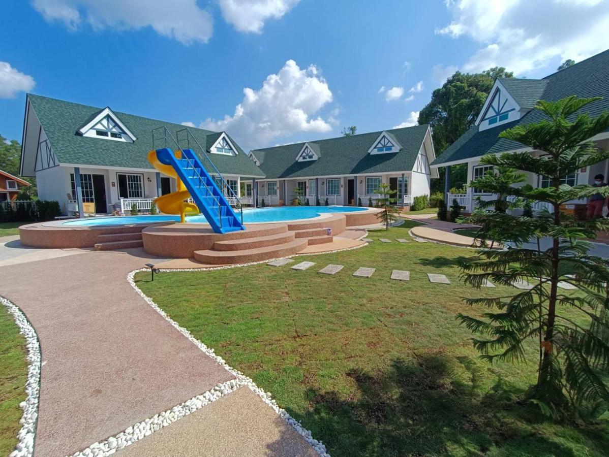 English Resotel : อิงลิช รีโซเทล Nakhon Si Thammarat Bagian luar foto